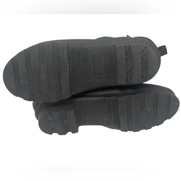 Chooka premium crafted Chelsea Waterproof, faux fur lined boots size US 9. GUC - Picture 8 of 14